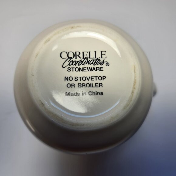 Corelle Abundance Creamer Vintage Fruit and Leaves Cream Colour - Picture 7 of 7